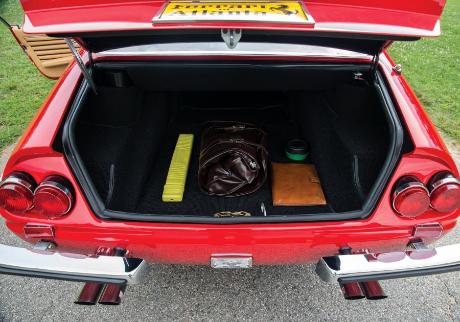 Багажник Ferrari 365 GTB/4 Daytona 1971 года  (NA) (фото 33 из 58)
